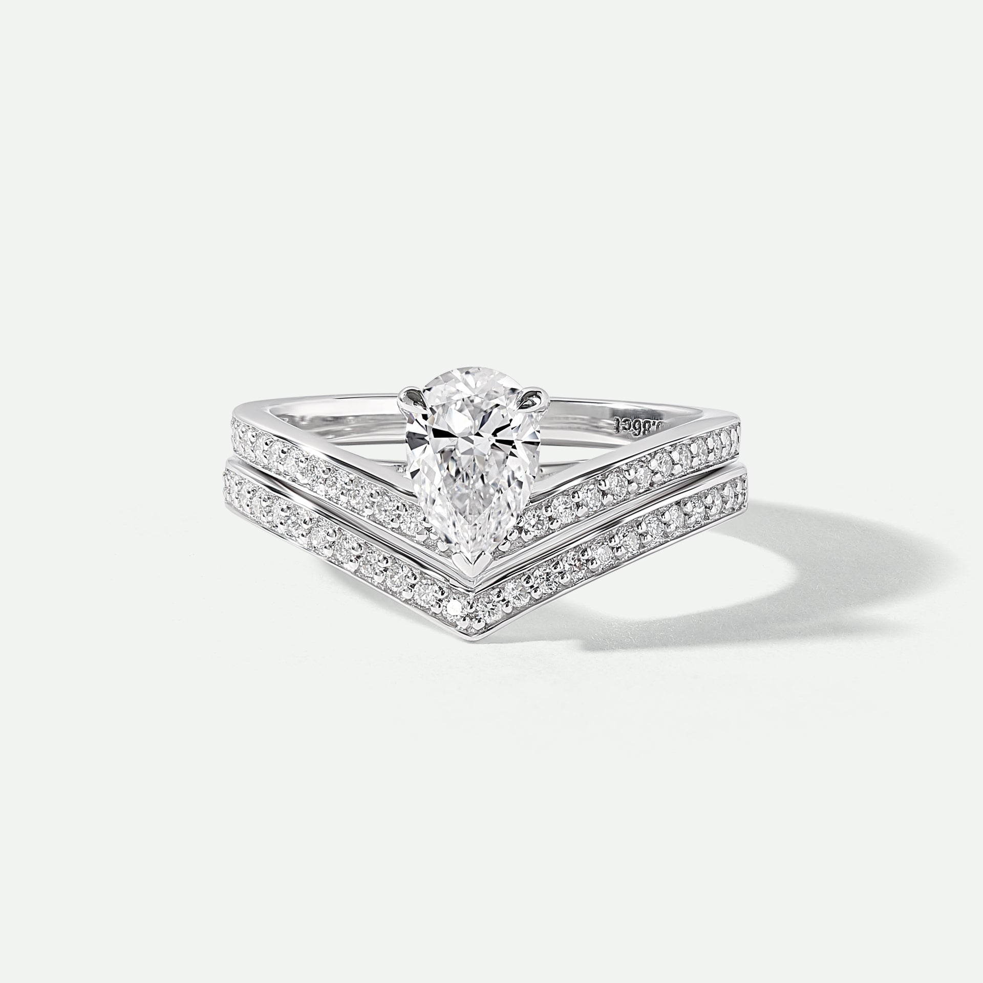 Remi and Mayu | 9ct White Gold 1ct tw Lab Grown Diamond Bridal Set