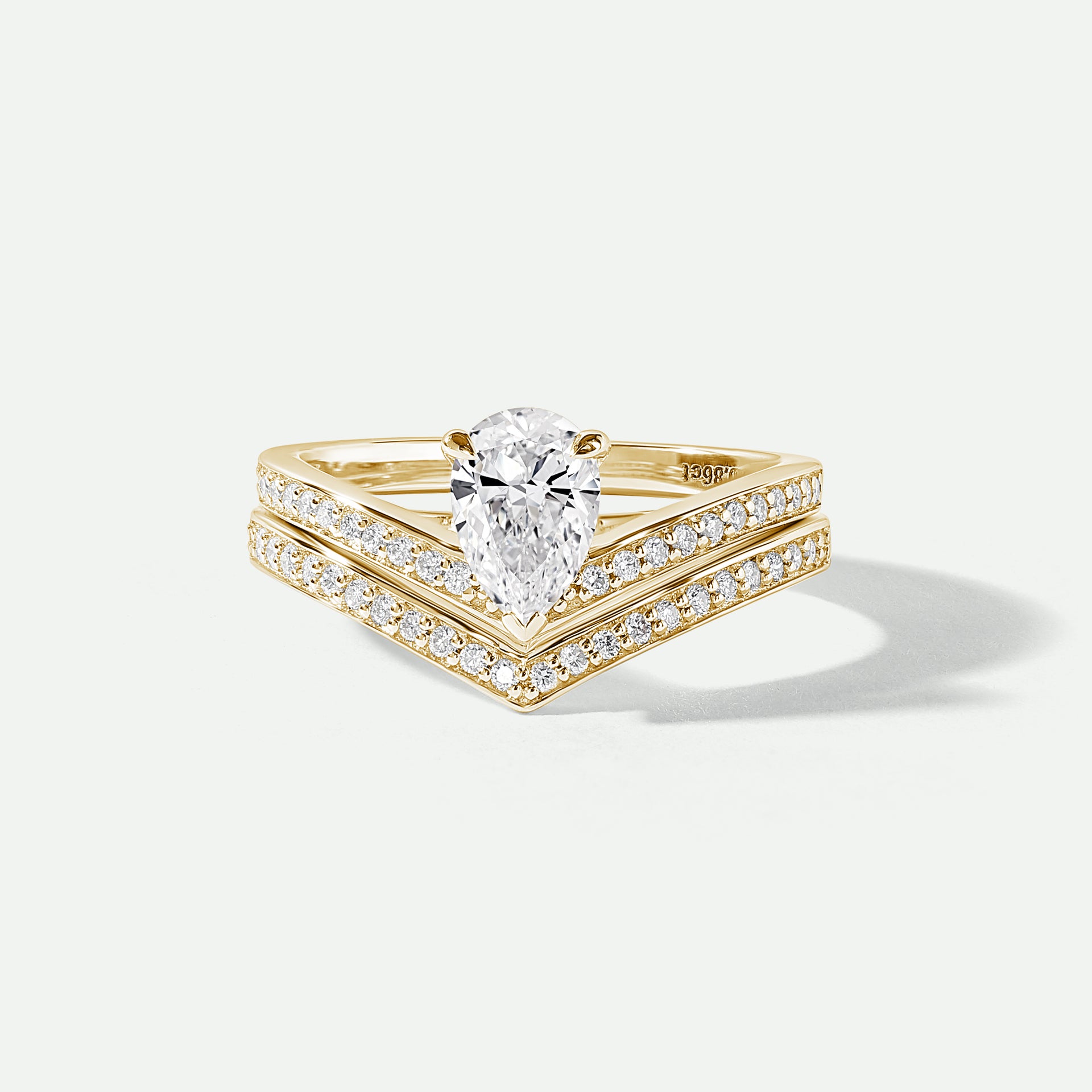 Remi and Mayu | 9ct Yellow Gold 1ct tw Lab Grown Diamond Bridal Set