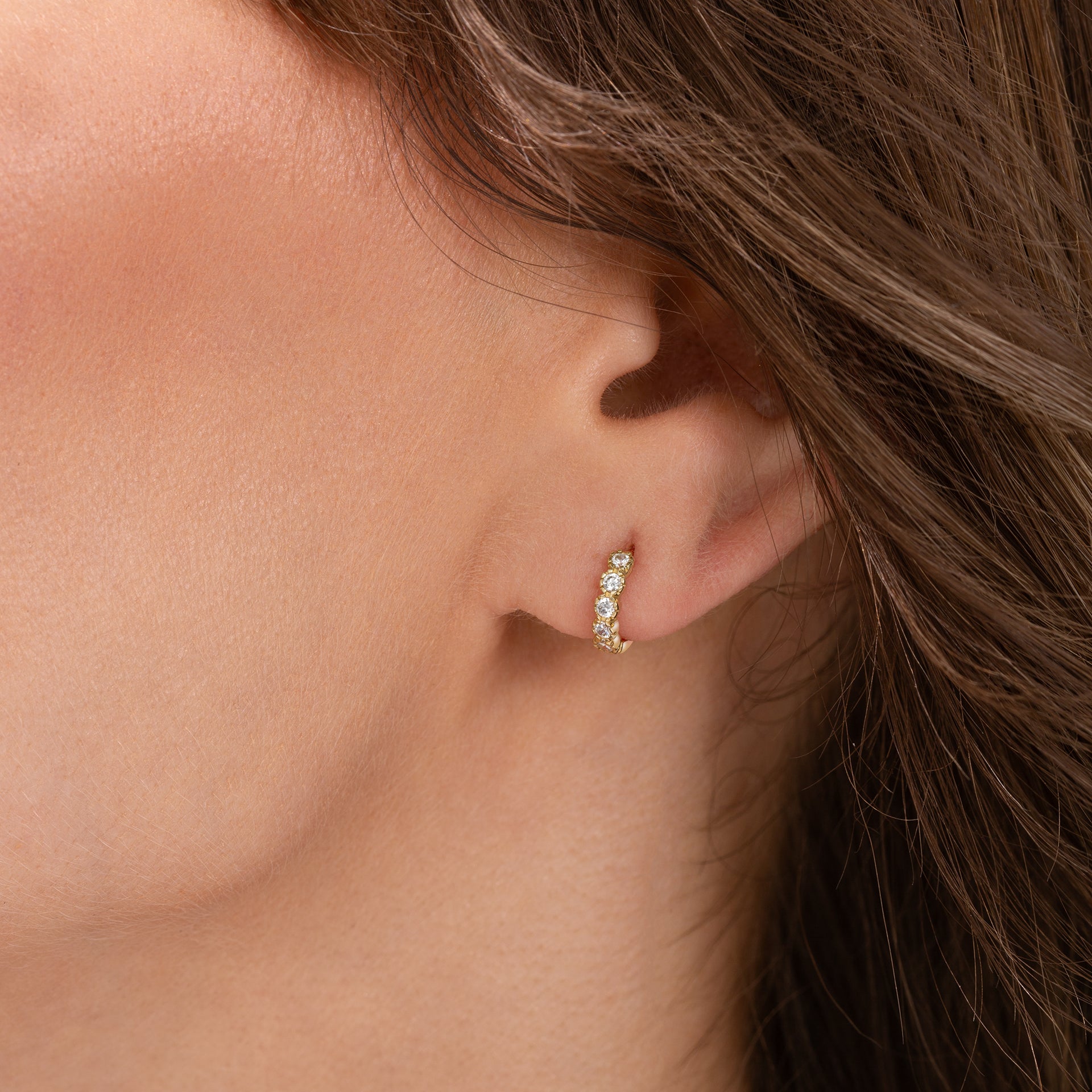 9ct Gold Lab Grown Diamond Milgrain Huggie Hoop Earrings