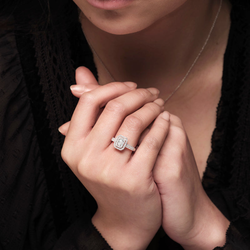 Gwen | 9ct Yellow Gold 0.66ct tw Lab Grown Diamond Engagement Ring