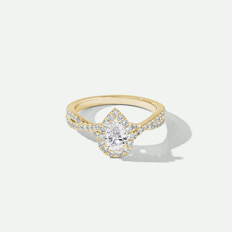 Alice | 9ct Yellow Gold 1ct tw Lab Grown Diamond Pear Halo Engagement Ring
