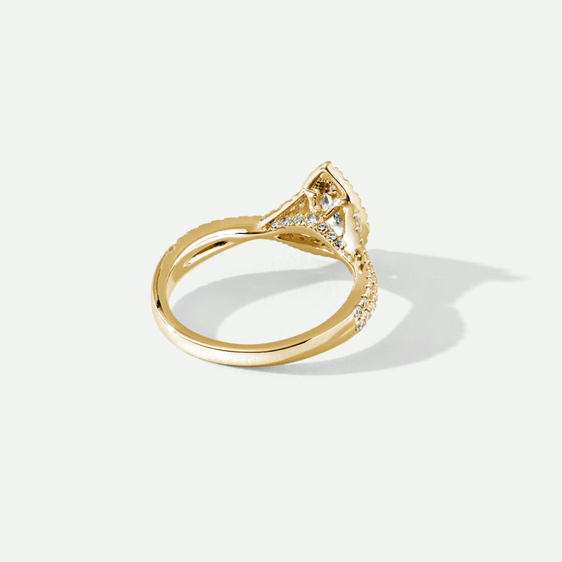 Alice | 9ct Yellow Gold 1ct tw Lab Grown Diamond Pear Halo Engagement Ring