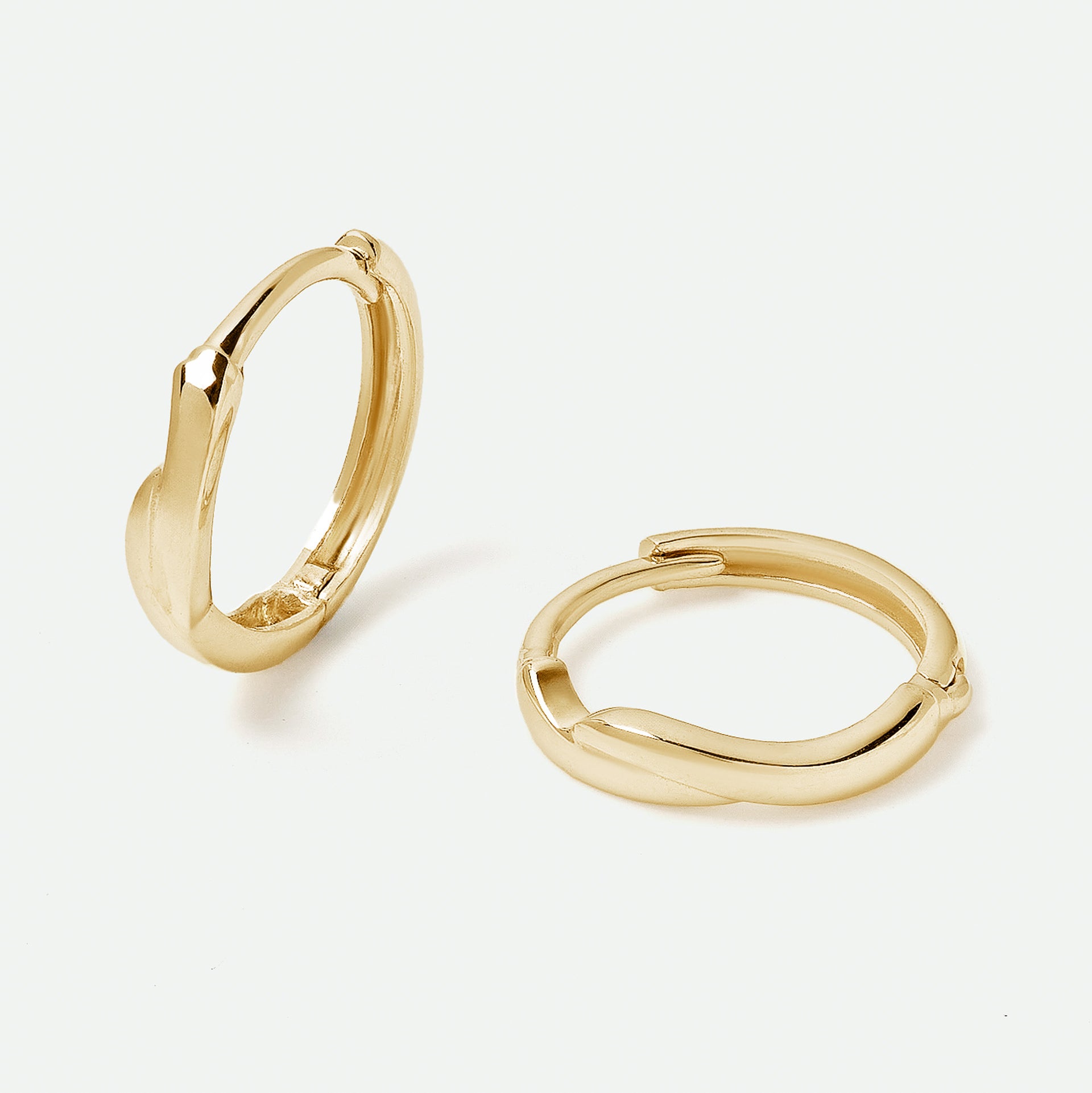 9ct Gold Wave Huggie Hoop Earrings