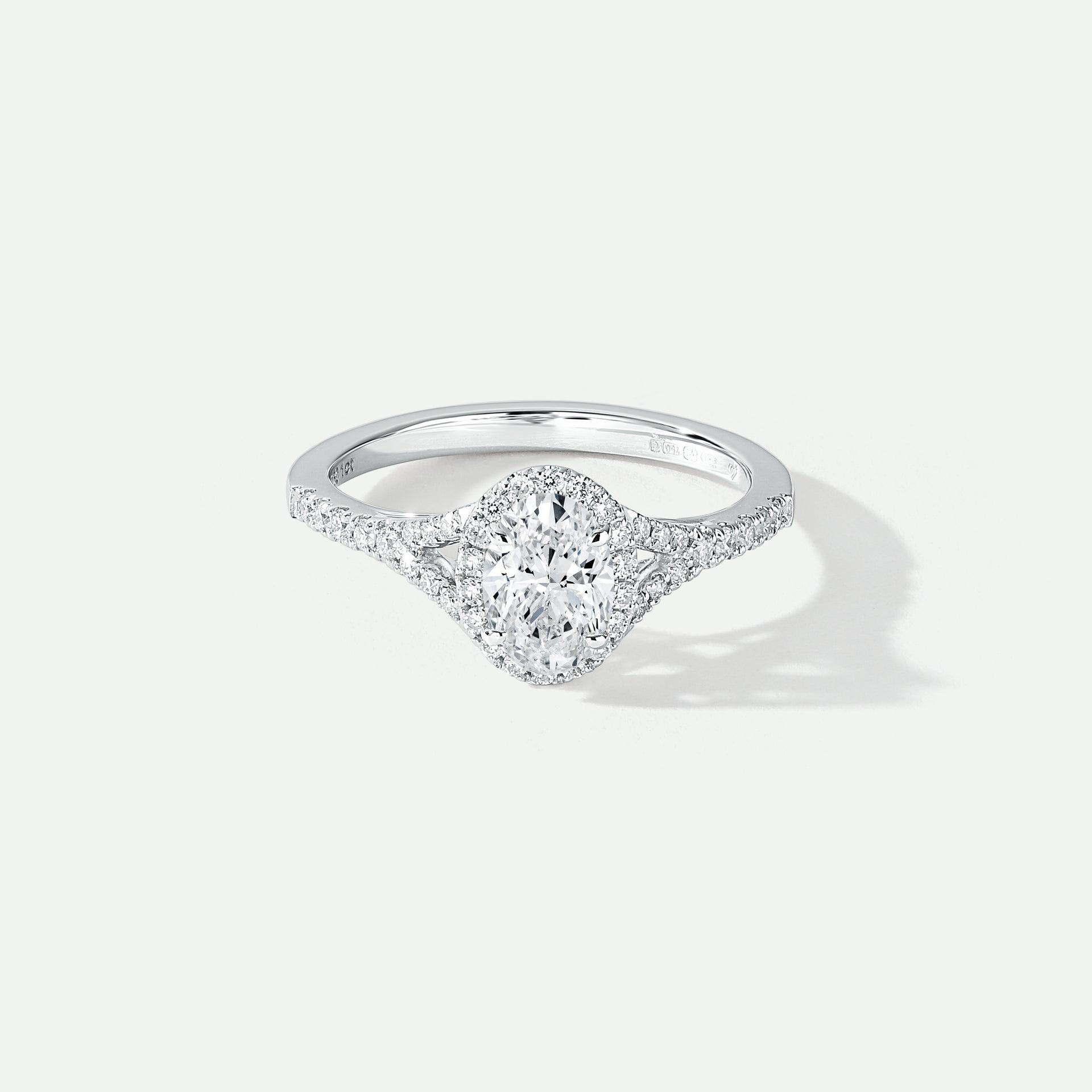 Chloe | 18ct White Gold 1ct tw Oval Lab Grown Diamond Ring