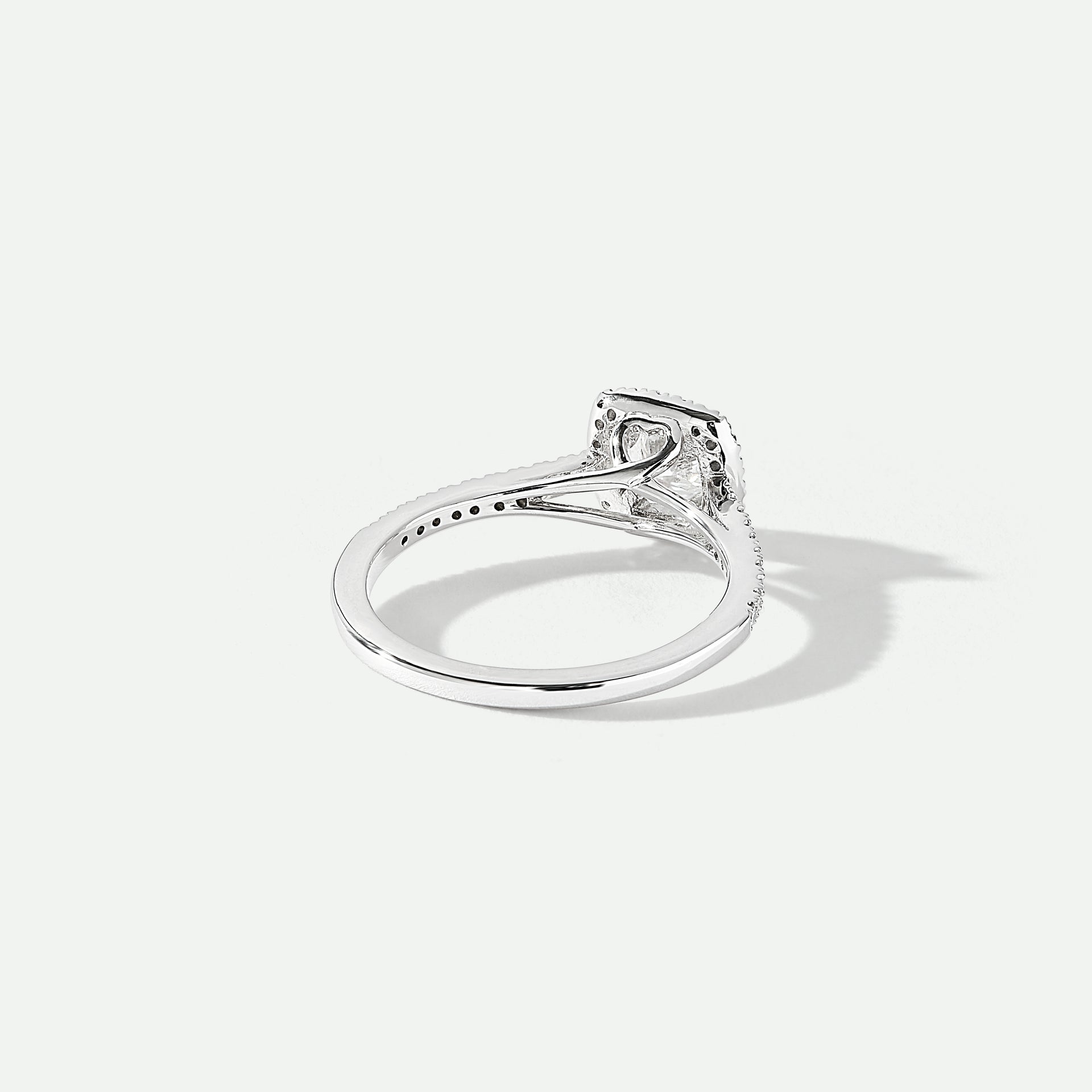 Cynthia | 9ct White Gold 0.70ct tw Lab Grown Diamond Halo Ring