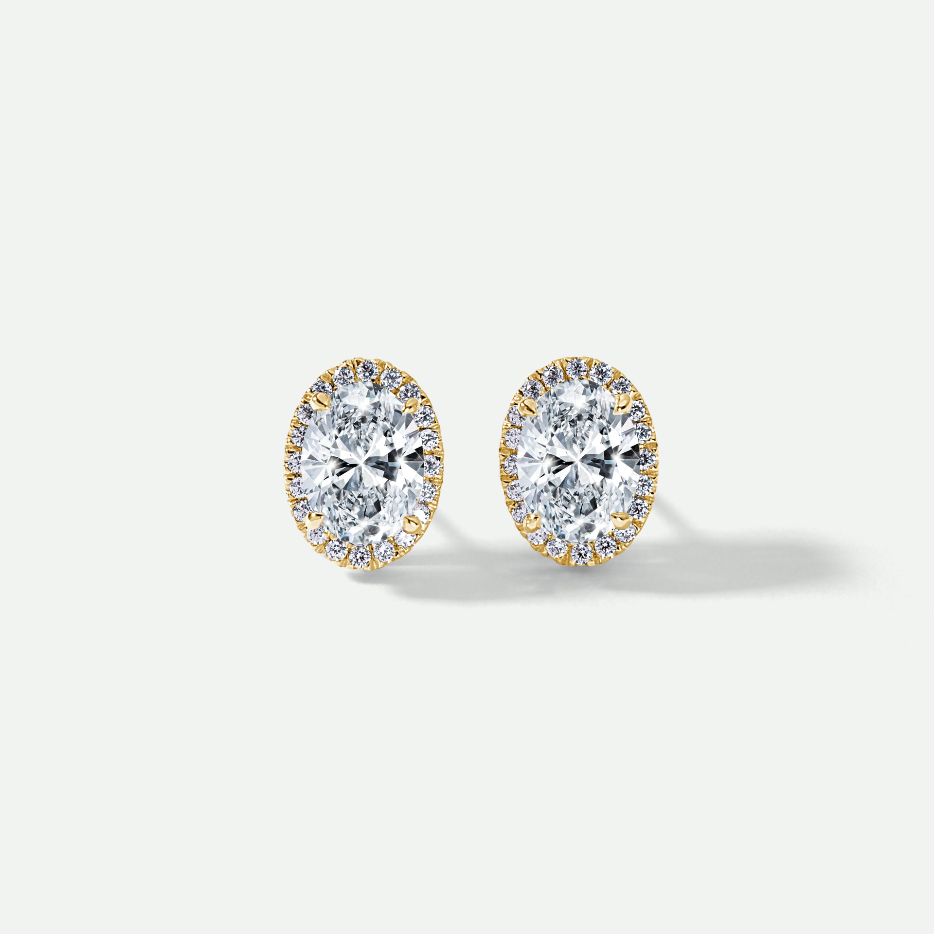 Ada | 18ct Yellow Gold 2.25ct tw Lab Grown Diamond Oval Halo Stud Earrings