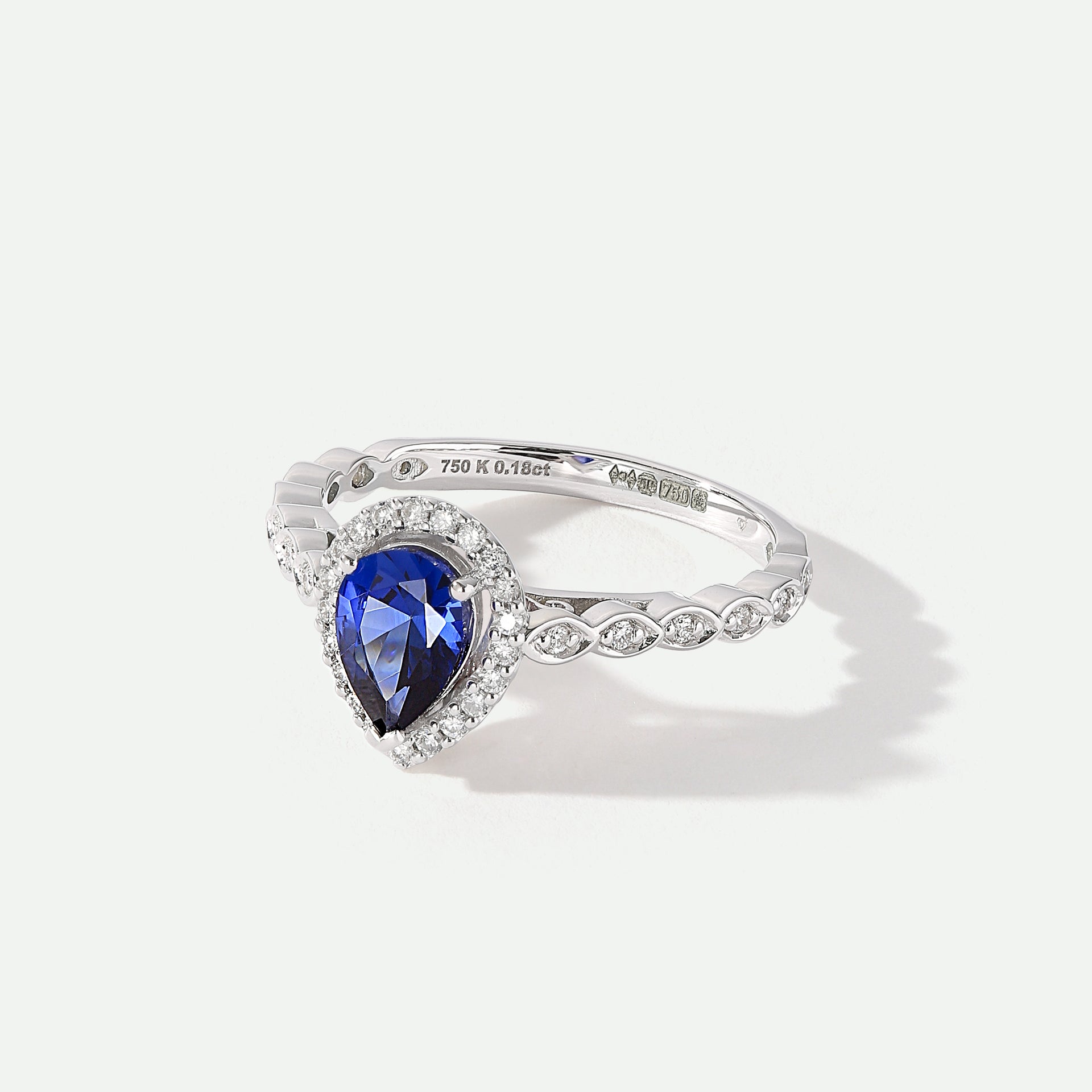 Lyra | 18ct White Gold 0.12ct tw Lab Grown Diamond and Created Sapphire Vintage Ring