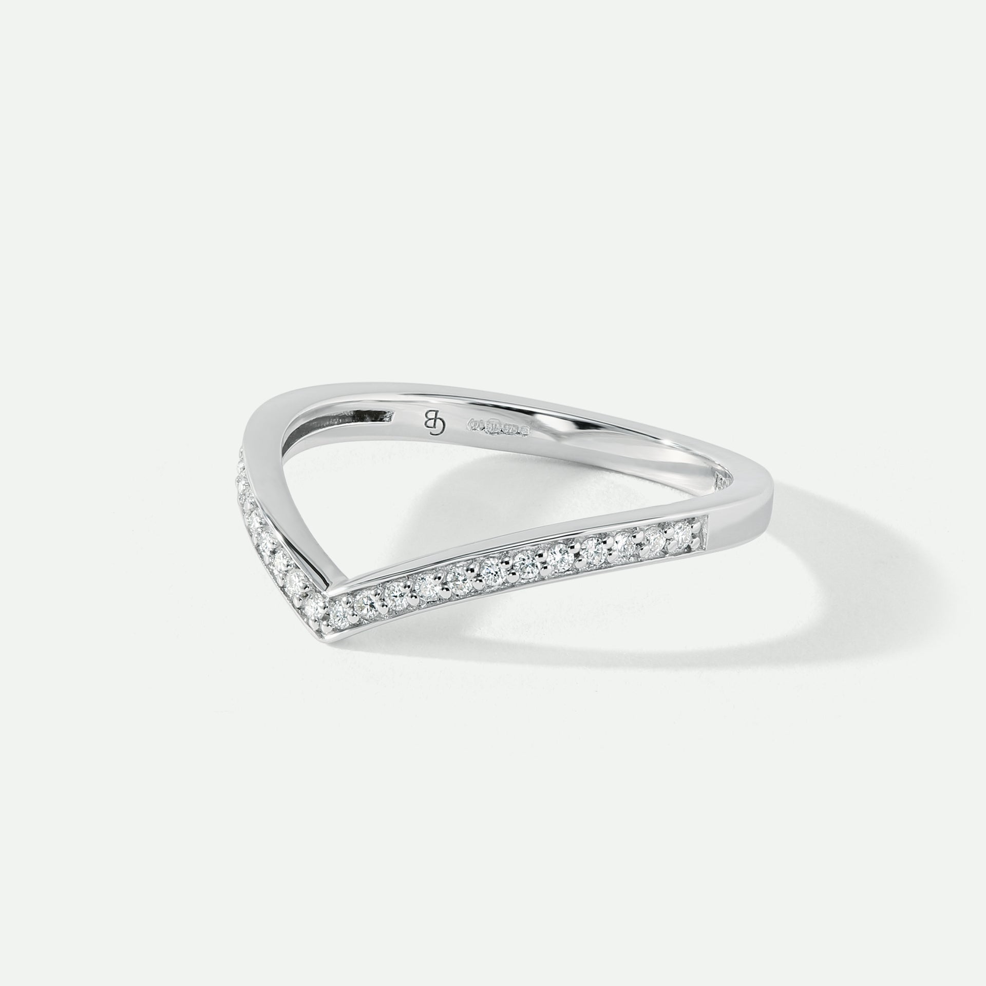 Mayu | 9ct White Gold 0.12ct tw Lab Grown Diamond Wishbone Wedding Band