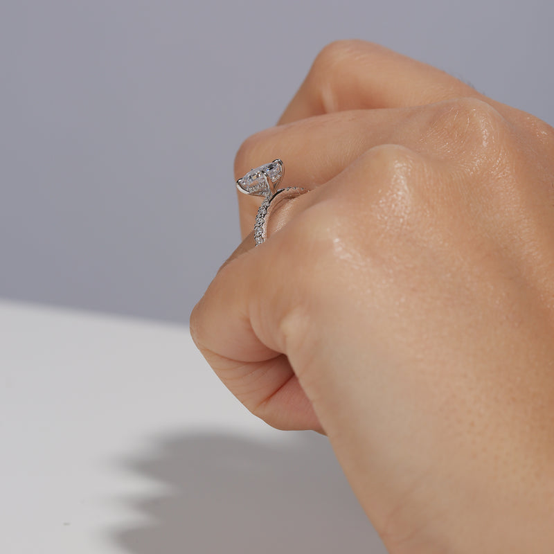 Naomi | Platinum 2.30ct tw Oval Lab Grown Diamond Ring Hidden Halo