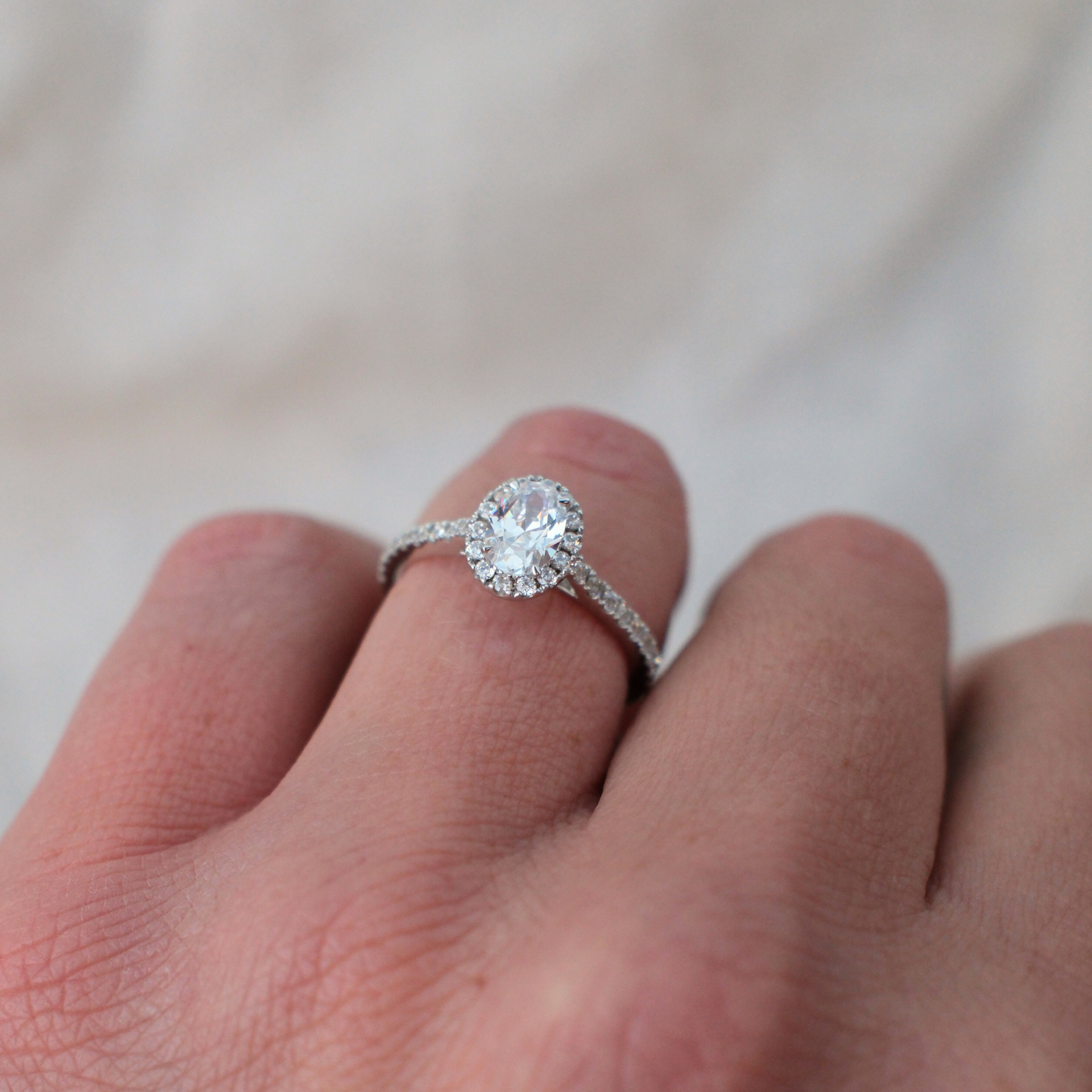 Lima | Platinum 2.4ct tw Oval Lab Grown Diamond Halo Ring