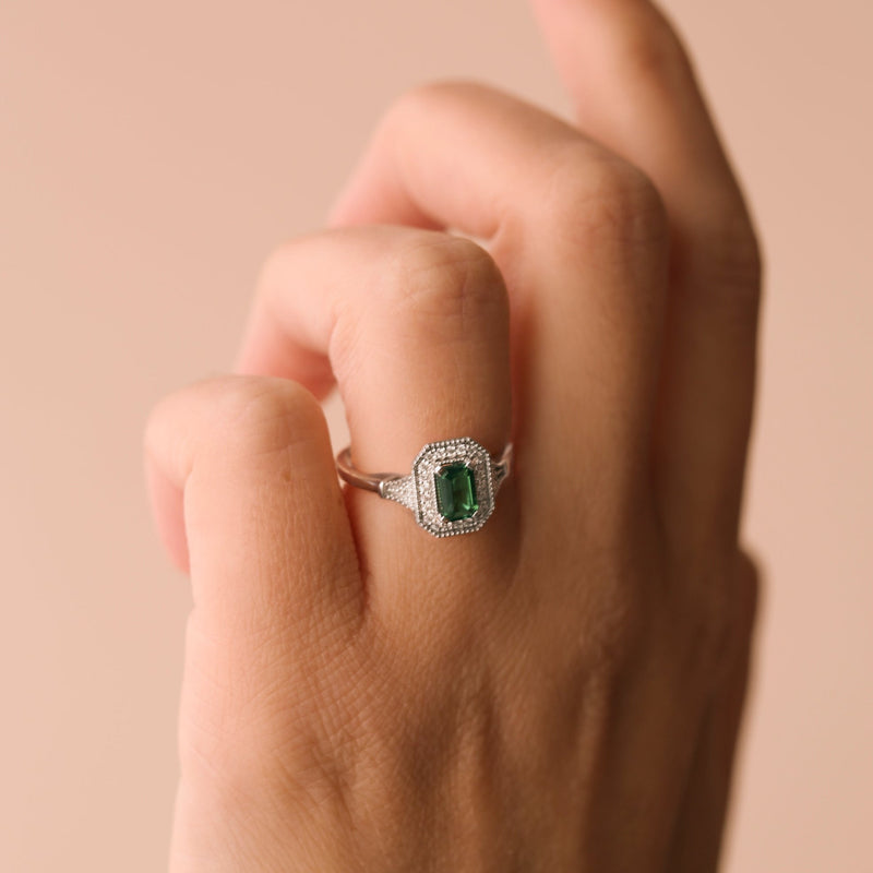 Vera | 18ct White Gold 0.12ct tw Lab Grown Diamond and Created Emerald Vintage Ring