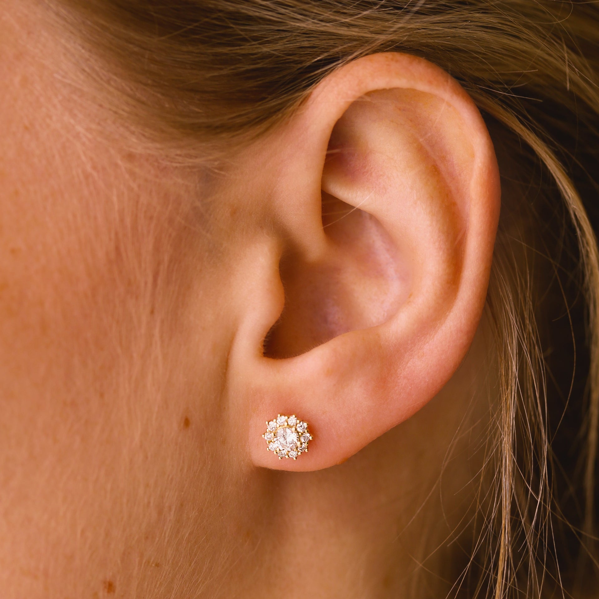 Hazel | 9ct Yellow Gold 0.57ct tw Lab Grown Diamond Cluster Stud Earrings