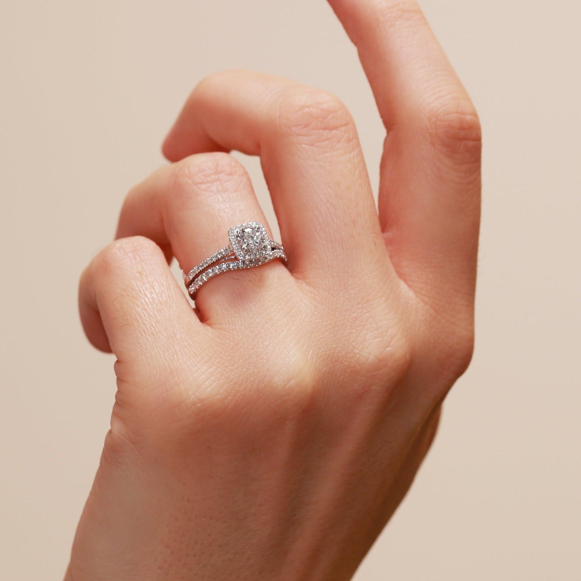 Cynthia and Layla | 9ct White Gold 0.90ct tw Lab Grown Diamond Bridal Set