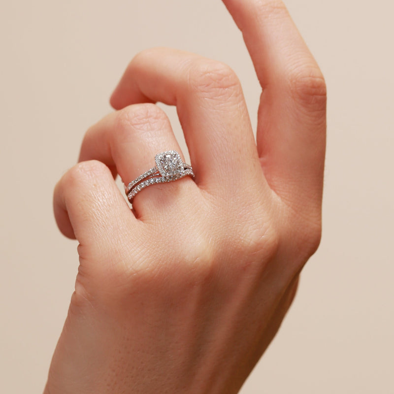 Cynthia and Layla | 9ct White Gold 0.90ct tw Lab Grown Diamond Bridal Set