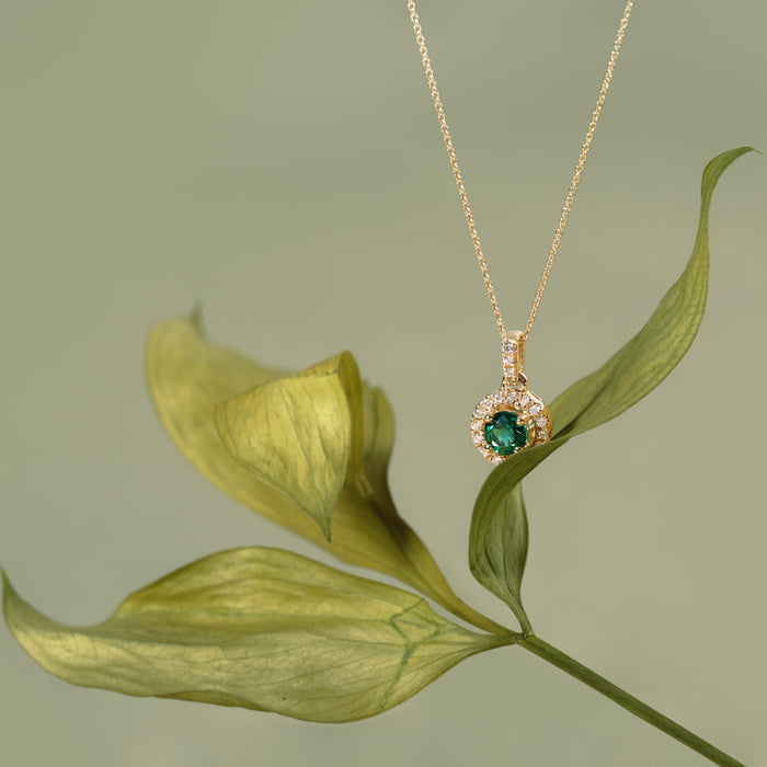 Lab-Grown Emeralds: A Modern Gemstone for Sustainable Jewellery