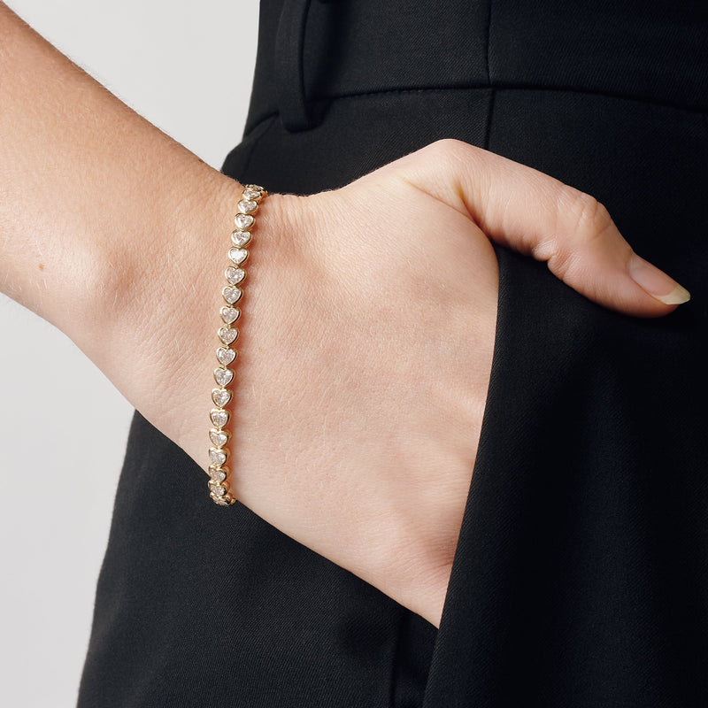 Valentina | 9ct Yellow Gold 5.75ct tw. Lab Grown Diamond Heart Tennis Bracelet