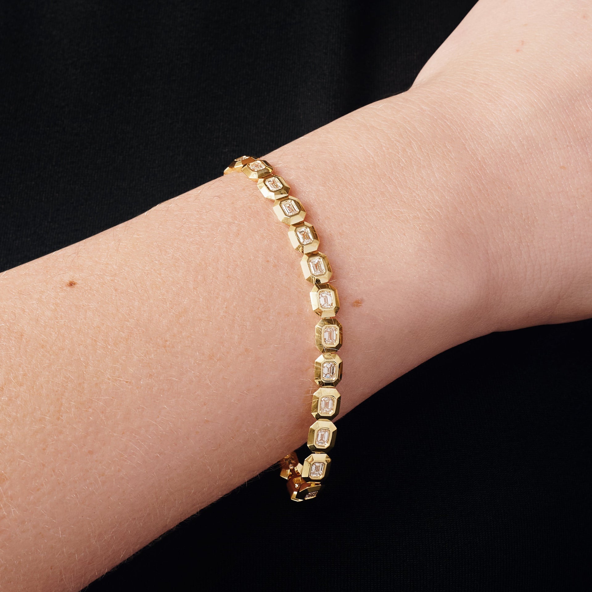 Athena | 9ct Yellow Gold 3.67ct tw. Lab Grown Diamond Emerald Cut Tennis Bracelet