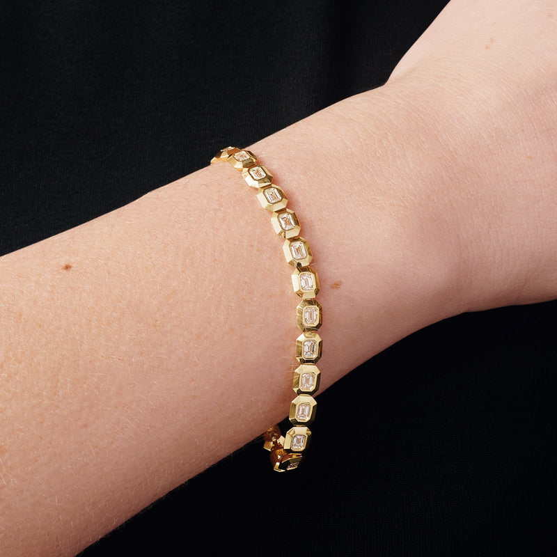 Athena | 9ct Yellow Gold 3.67ct tw. Lab Grown Diamond Emerald Cut Tennis Bracelet