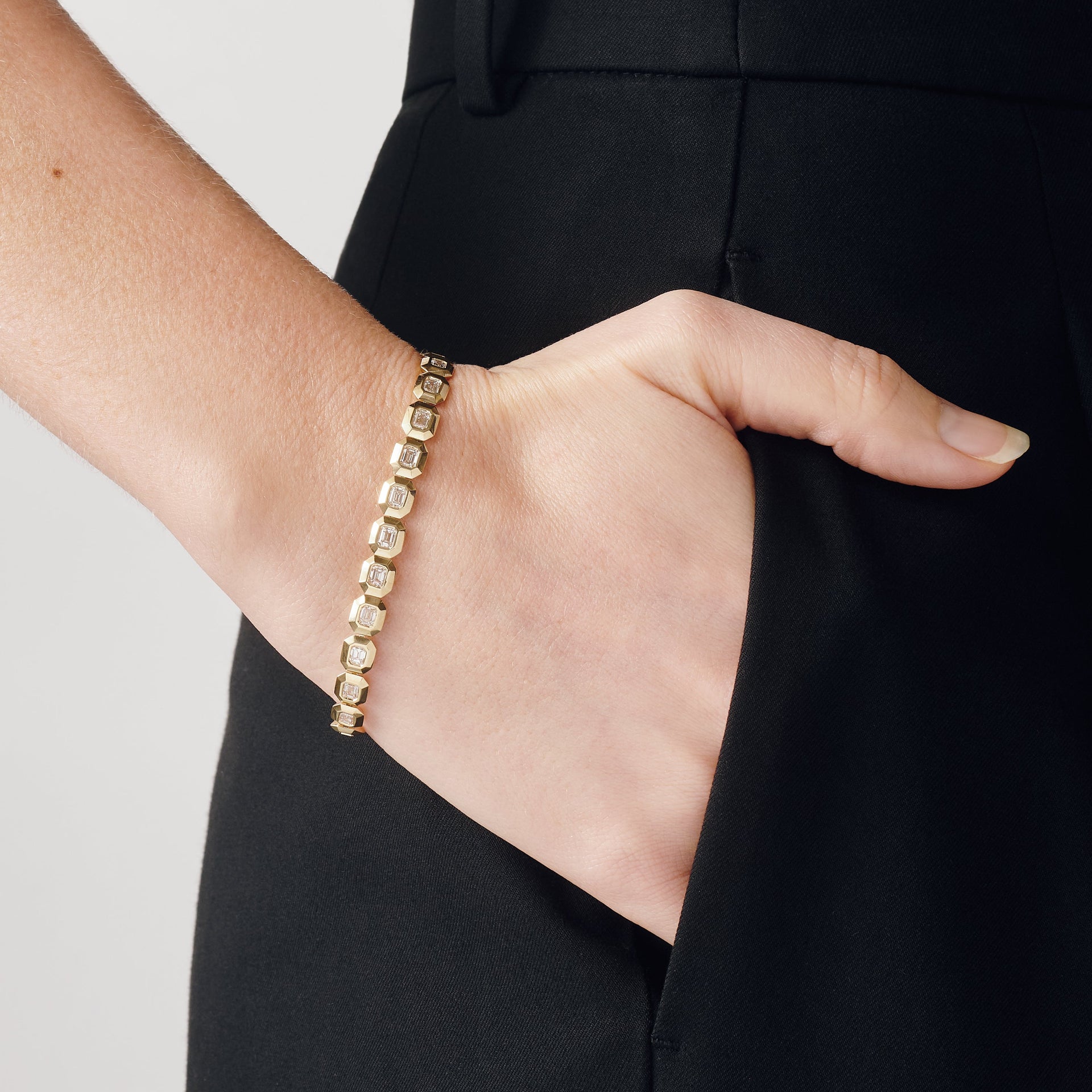 Athena | 9ct Yellow Gold 3.67ct tw. Lab Grown Diamond Emerald Cut Tennis Bracelet