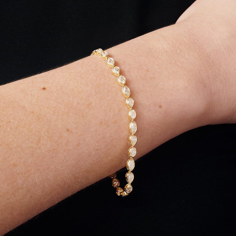 Annelyse | 9ct Yellow Gold 4.47ct tw. Lab Grown Diamond Mixed Shape Tennis Bracelet