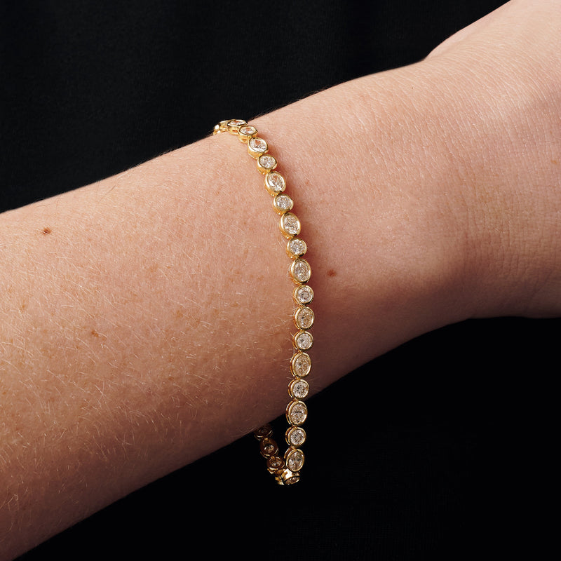 Valerie | 9ct Yellow Gold 4.75ct tw. Lab Grown Diamond Mixed Shape Tennis Bracelet