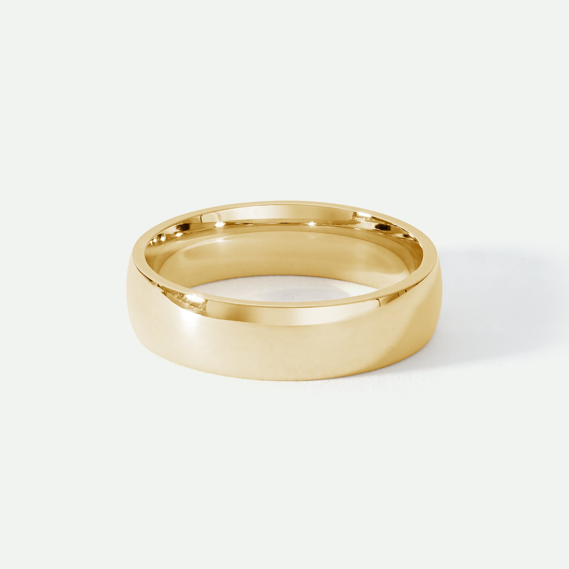 Amory | 18ct Yellow Gold 5mm Heavy Court Wedding Ring