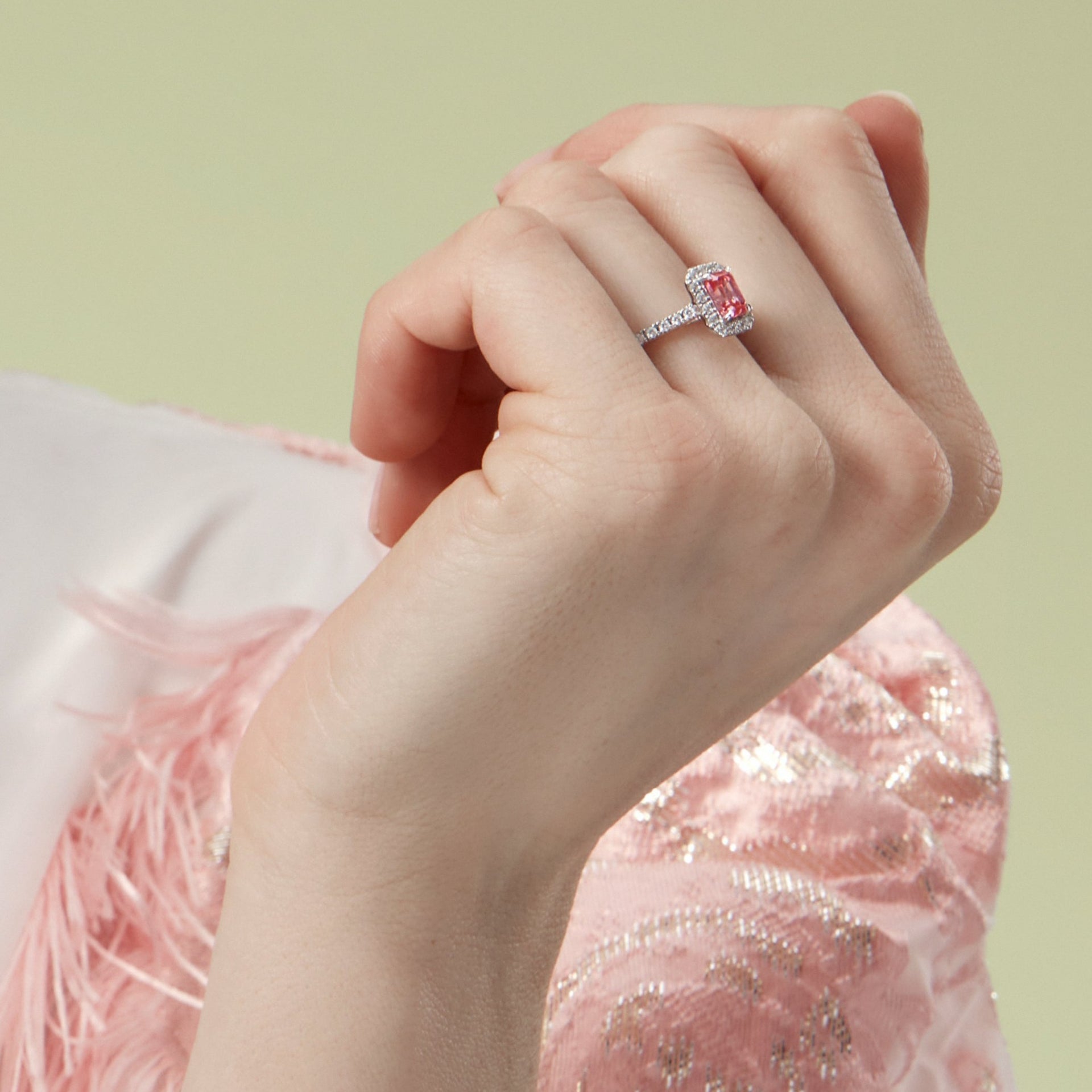 Norma | 18ct White Gold 1ct tw Lab Grown Pink Diamond Ring