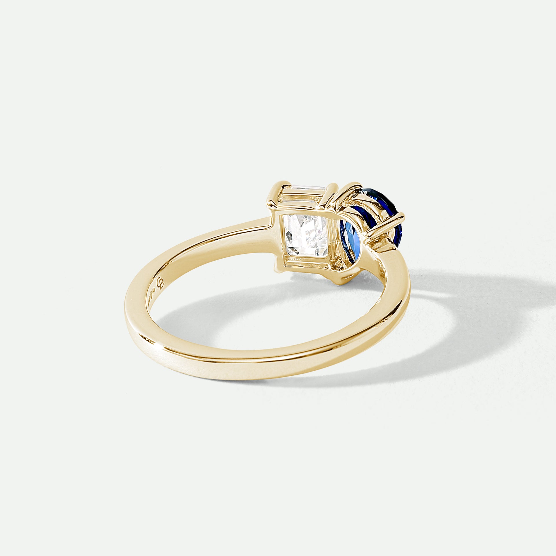 Harmony | 9ct Yellow Gold 0.75ct tw Lab Grown Diamond and Created Sapphire Toi et Moi Ring