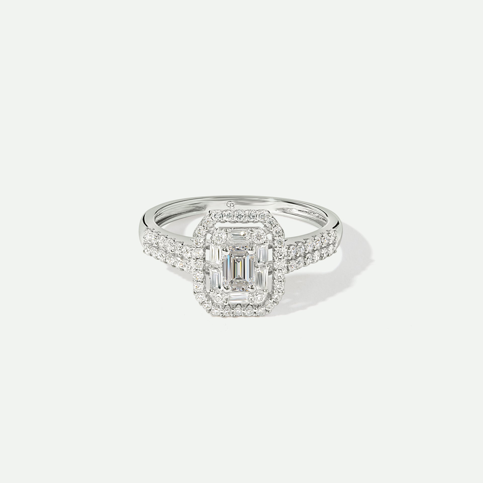 Gwen | 9ct White Gold 0.66ct tw Lab Grown Diamond Engagement Ring