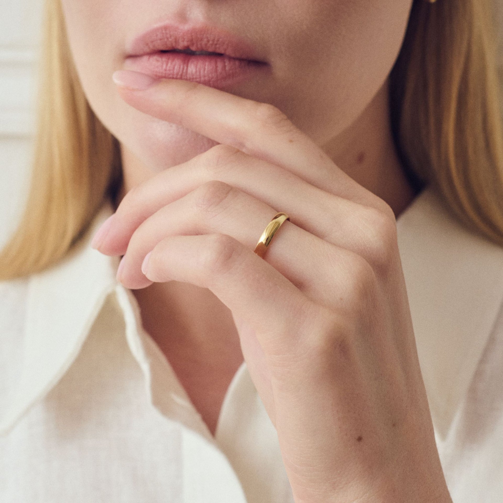 Riley | Classic 9ct Yellow Gold D-Shape Wedding Ring - 3mm