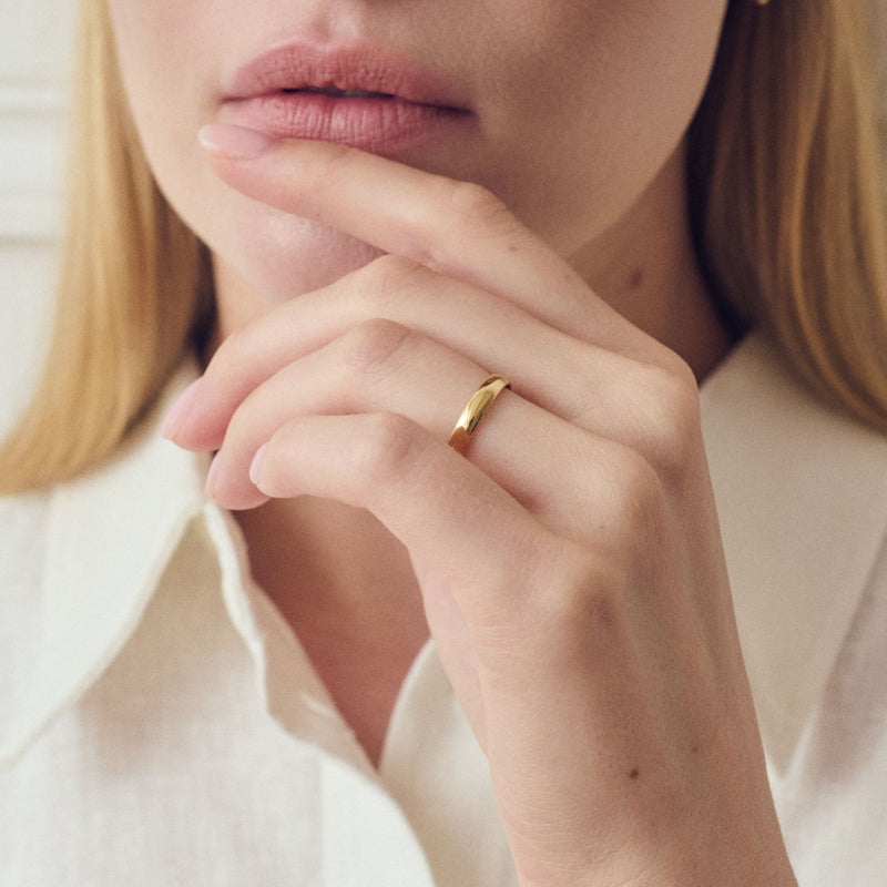 Riley | Classic 9ct Yellow Gold D-Shape Wedding Ring - 3mm