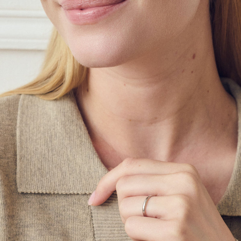 Riley | Classic 9ct White Gold D-Shape Wedding Ring - 2mm