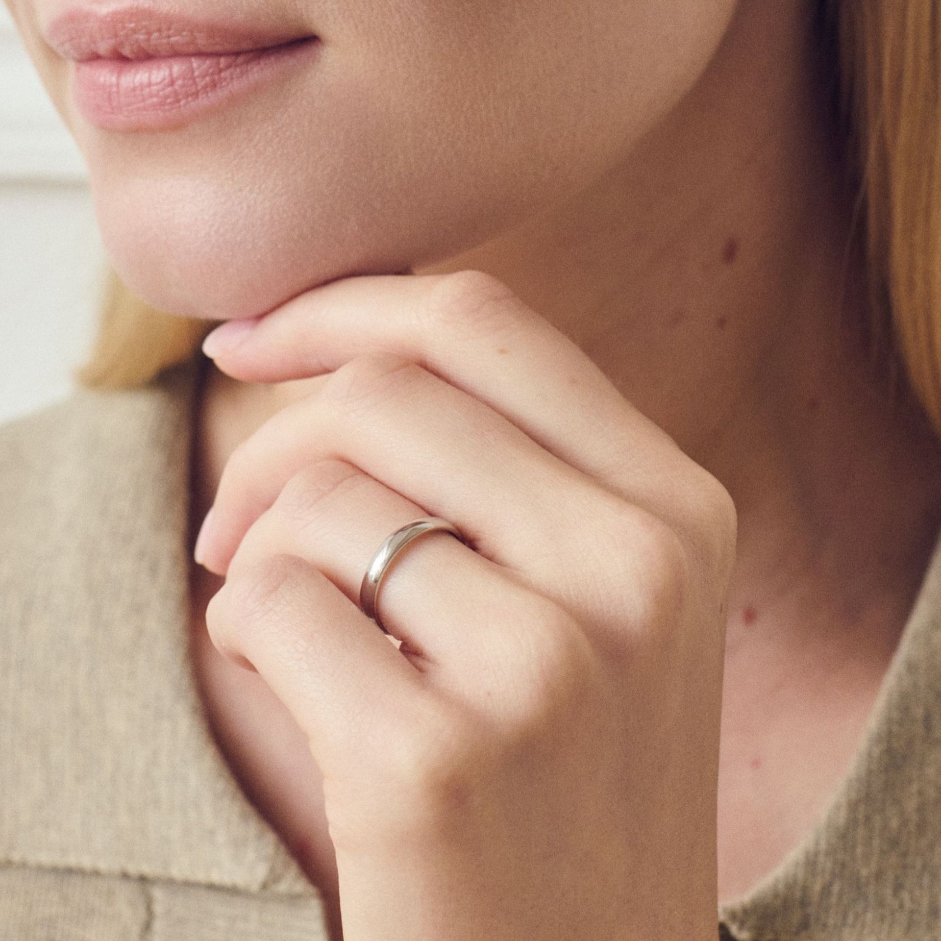 Riley | Classic 18ct White Gold D-Shape Wedding Ring - 3mm