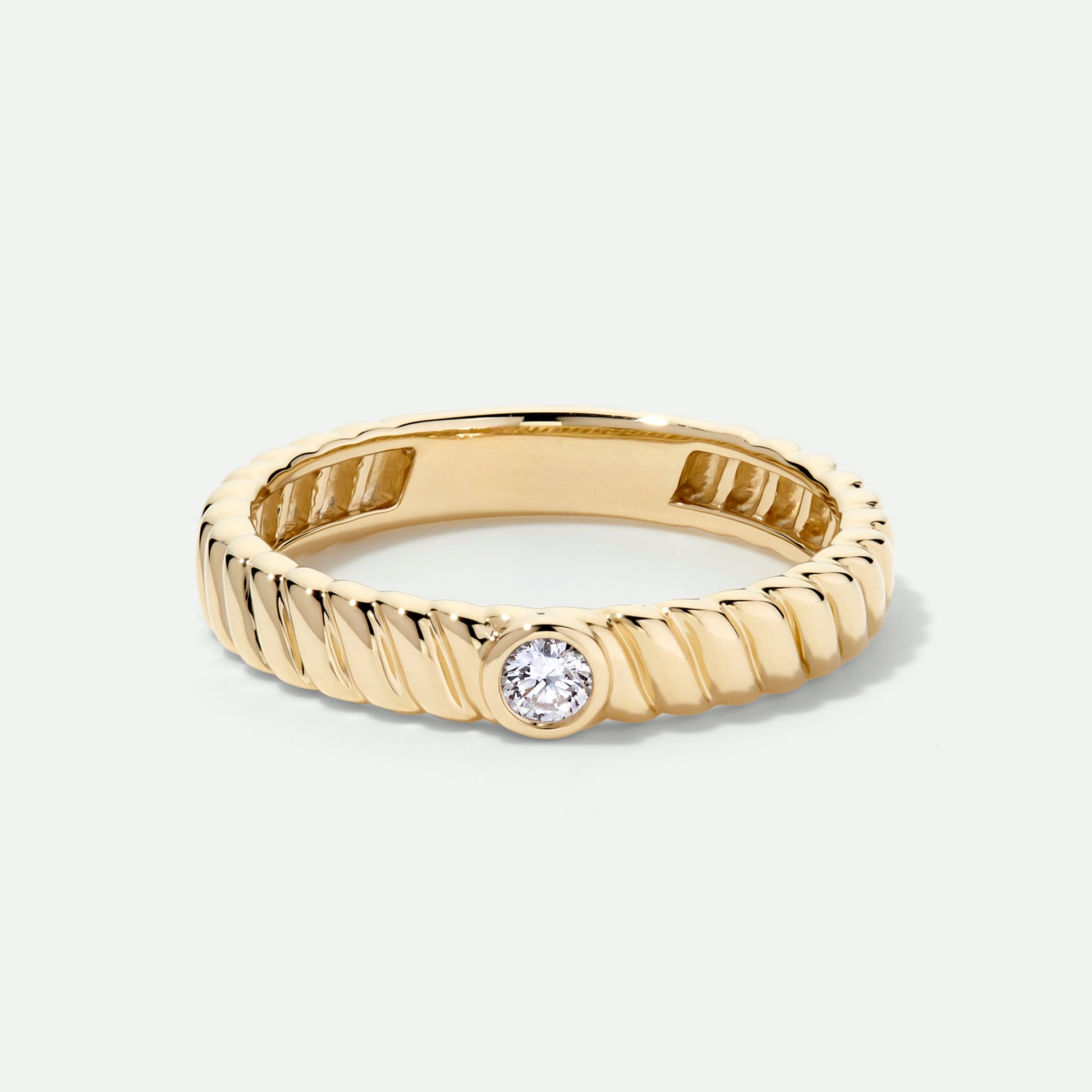 Arianna | 9ct Yellow Gold Lab Grown Diamond Bezel Set Solitaire Band Ring