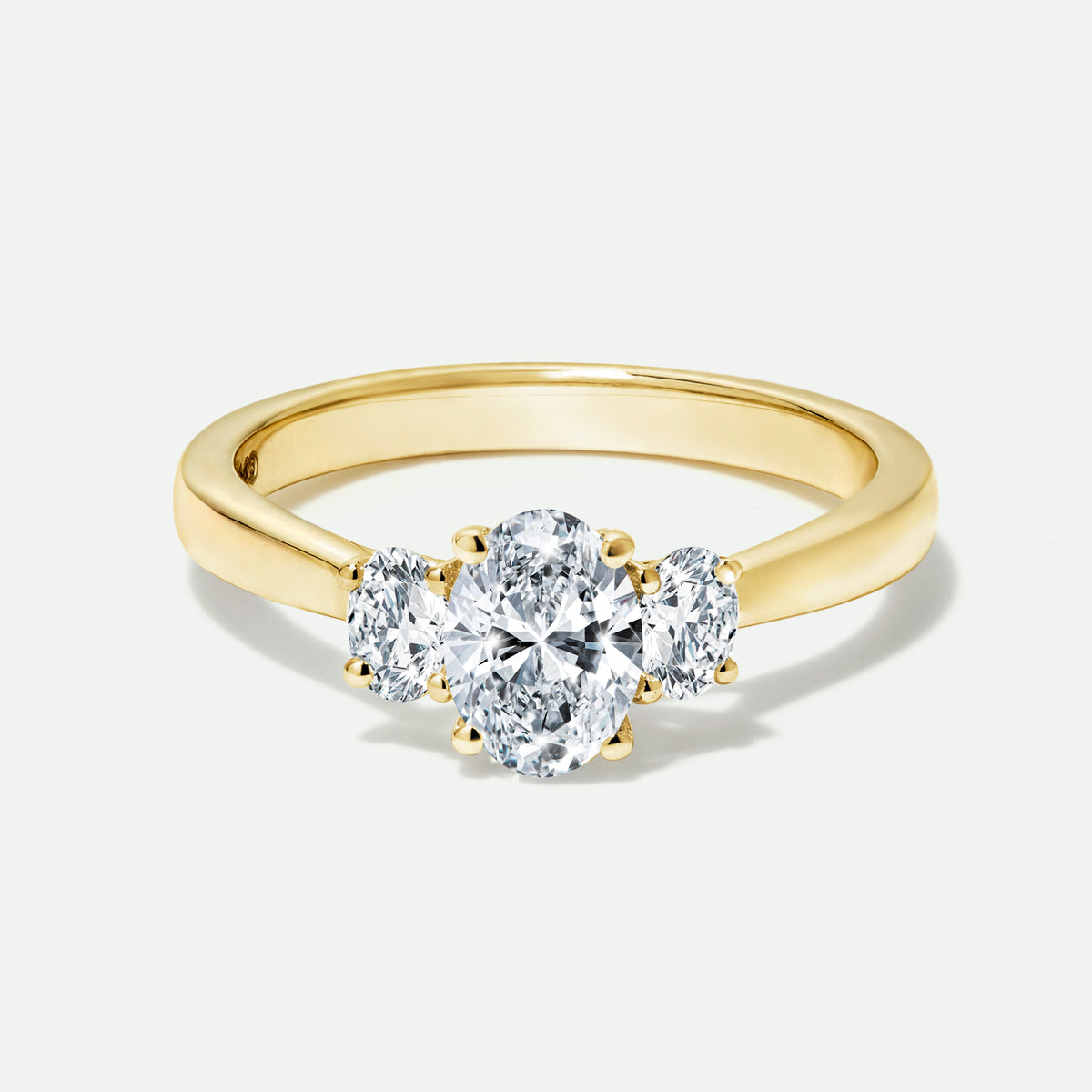 Tallulah | 9ct Yellow Gold 1.05ct tw Oval Lab Grown Diamond Trilogy Ring