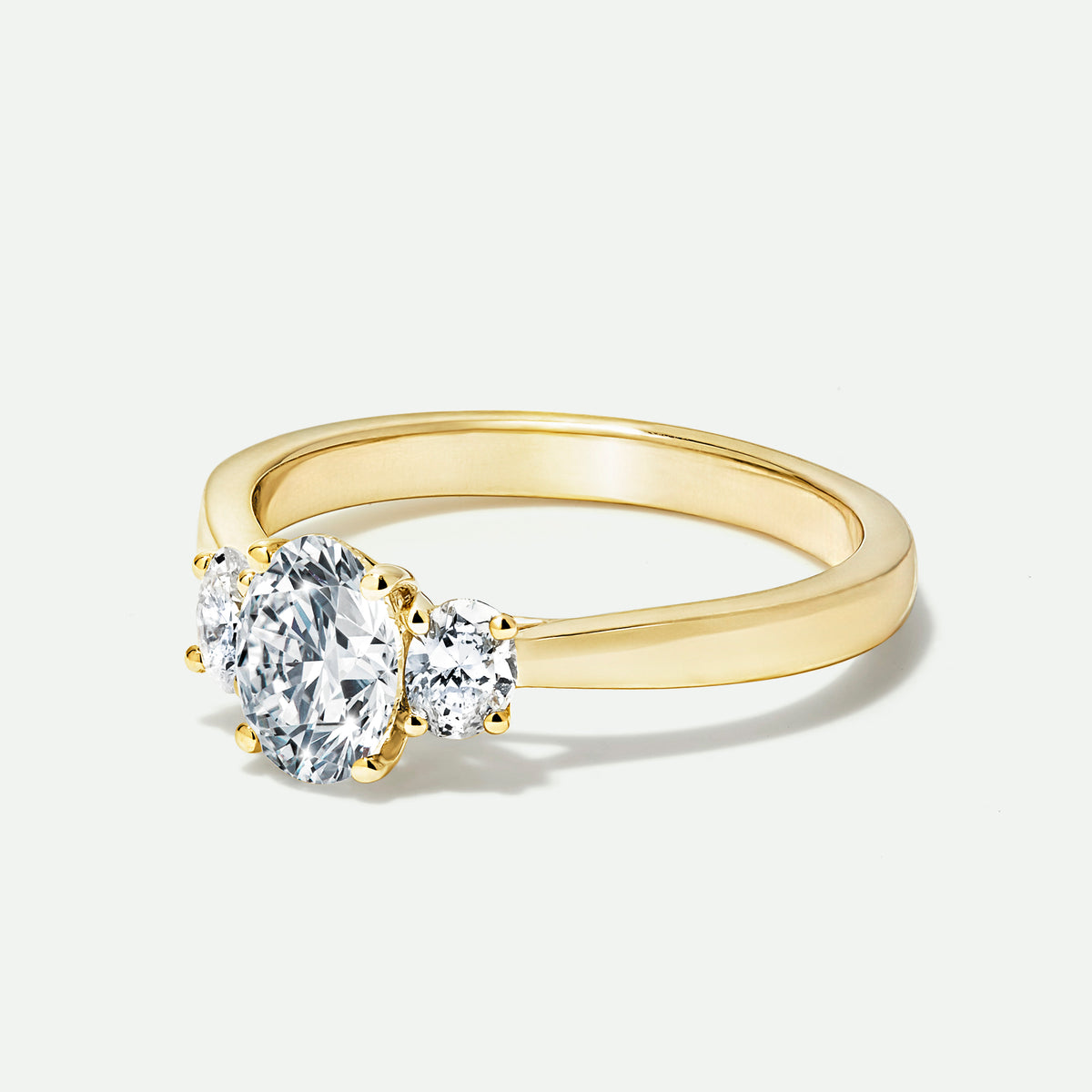 Tallulah | 9ct Yellow Gold 1.05ct tw Oval Lab Grown Diamond Trilogy Ring