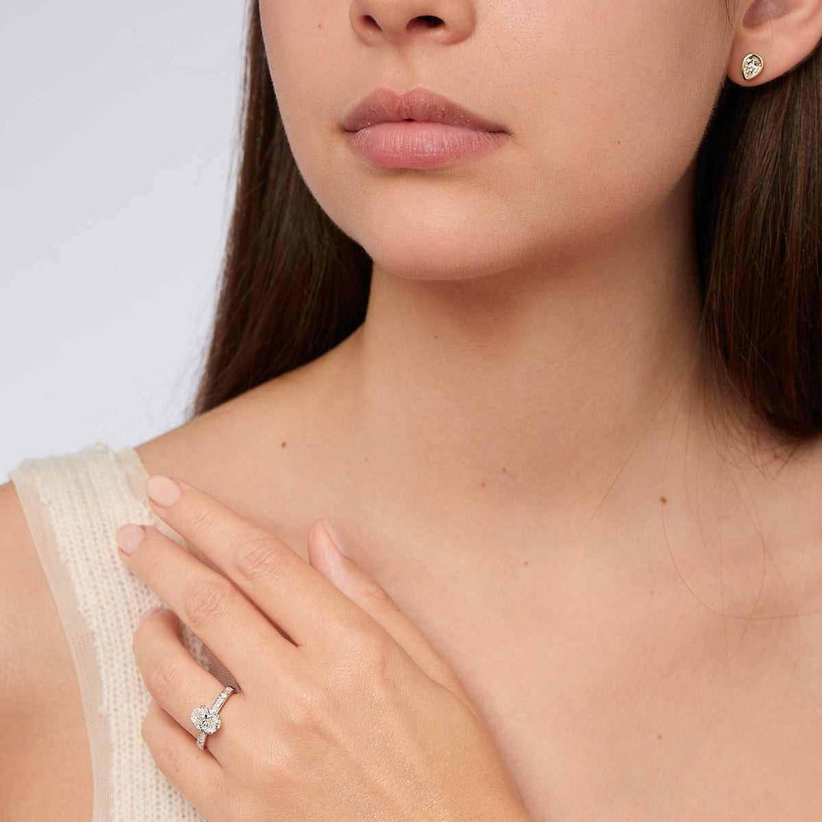 Ottilie | 9ct White Gold 1.75ct tw Oval Lab Grown Diamond Solitaire Ring