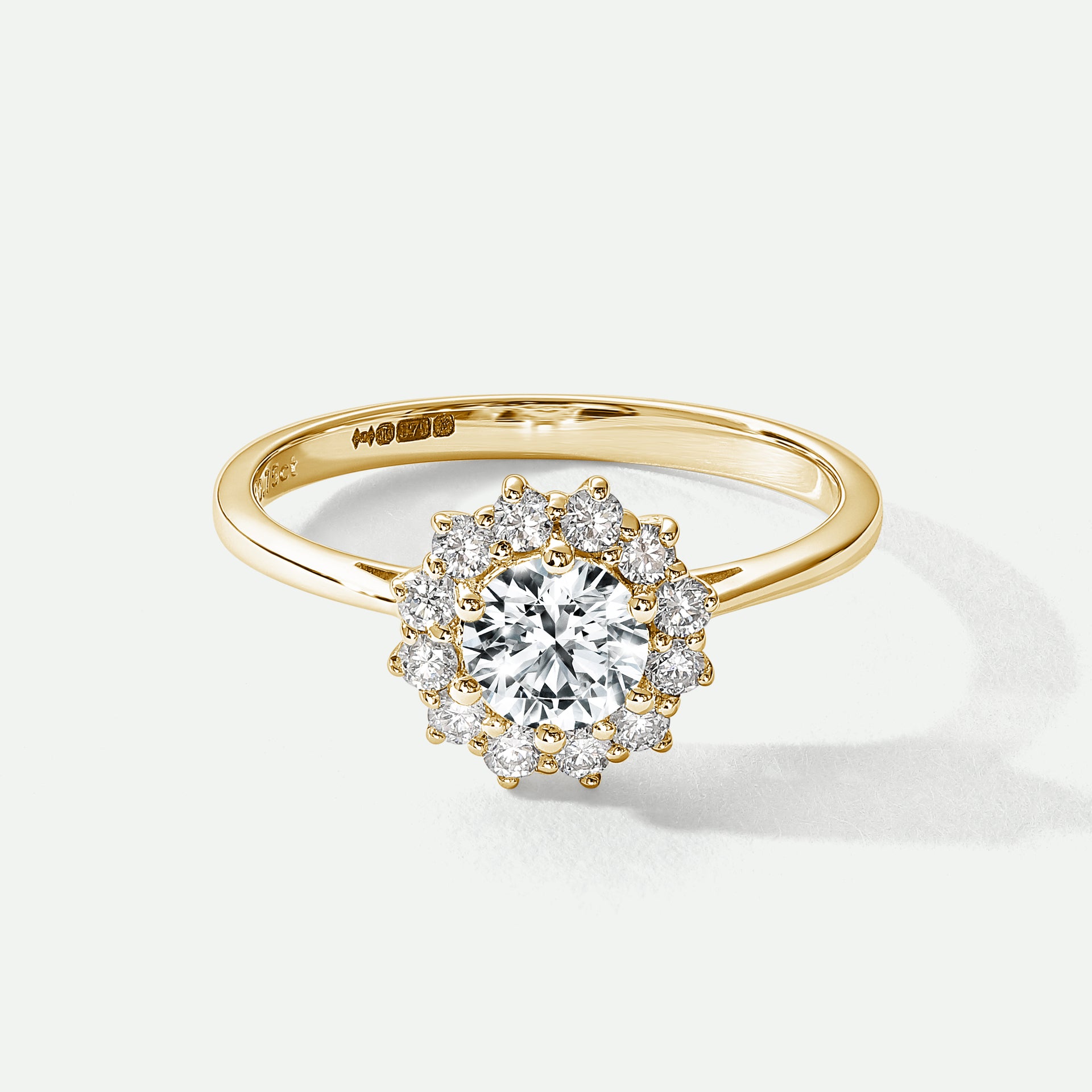Lillian | 9ct Yellow Gold 0.75ct tw Lab Grown Diamond Cluster Engagement Ring