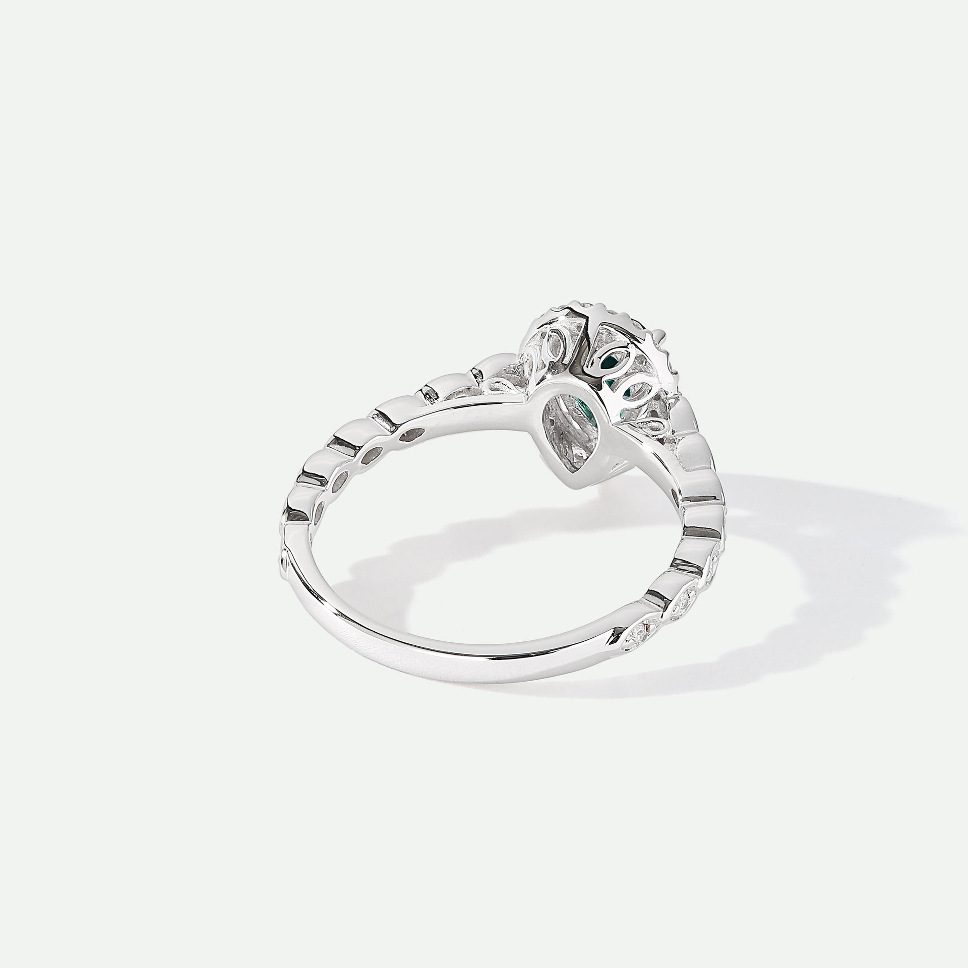 Lyra | 18ct White Gold 0.12ct tw Lab Grown Diamond and Created Emerald Vintage Ring