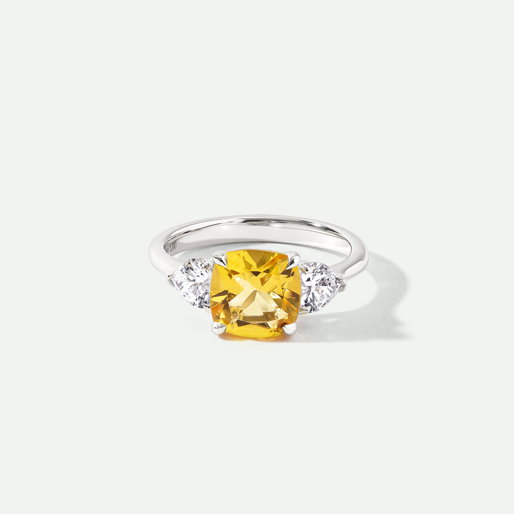 #Sierra | 18ct White Gold 3.80ct tw Yellow Cusion & White Hearts Lab Grown Diamond Trilogy Rin