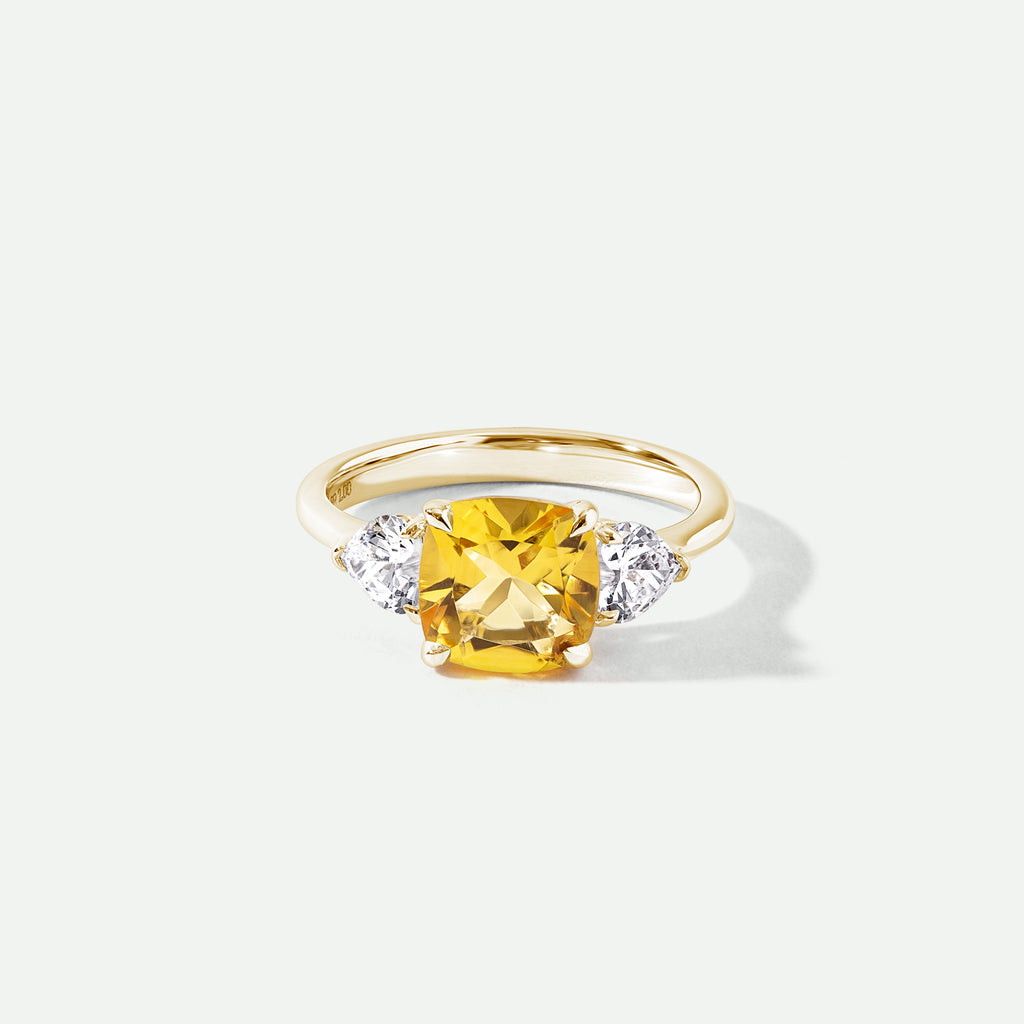 #Sierra | 18ct Yellow Gold 3.80ct tw Yellow Cusion & White Hearts Lab Grown Diamond Trilogy Ri