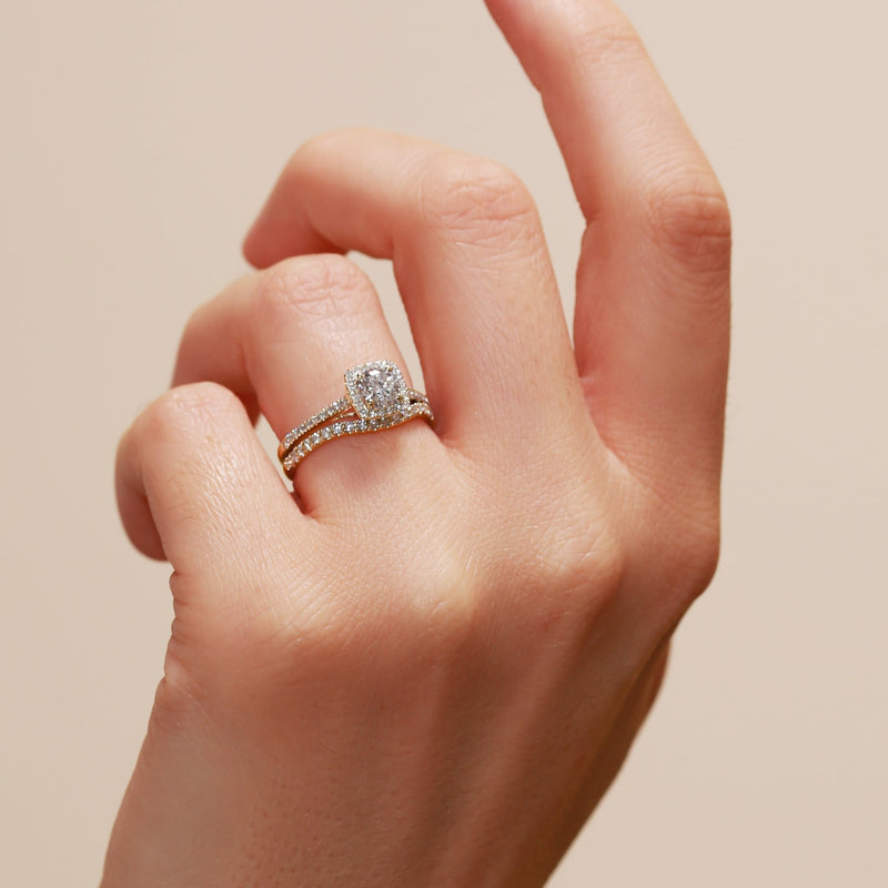 9ct gold diamond bridal set Clearance