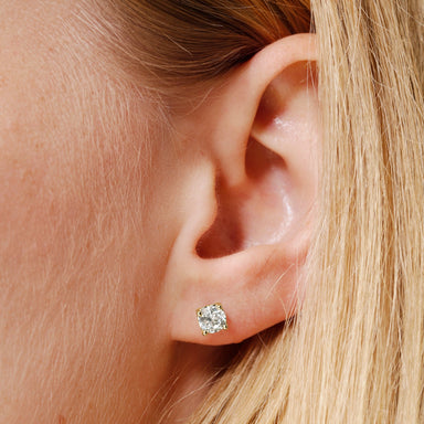 18ct White Gold 108ct Diamond Stud Earrings  0501763